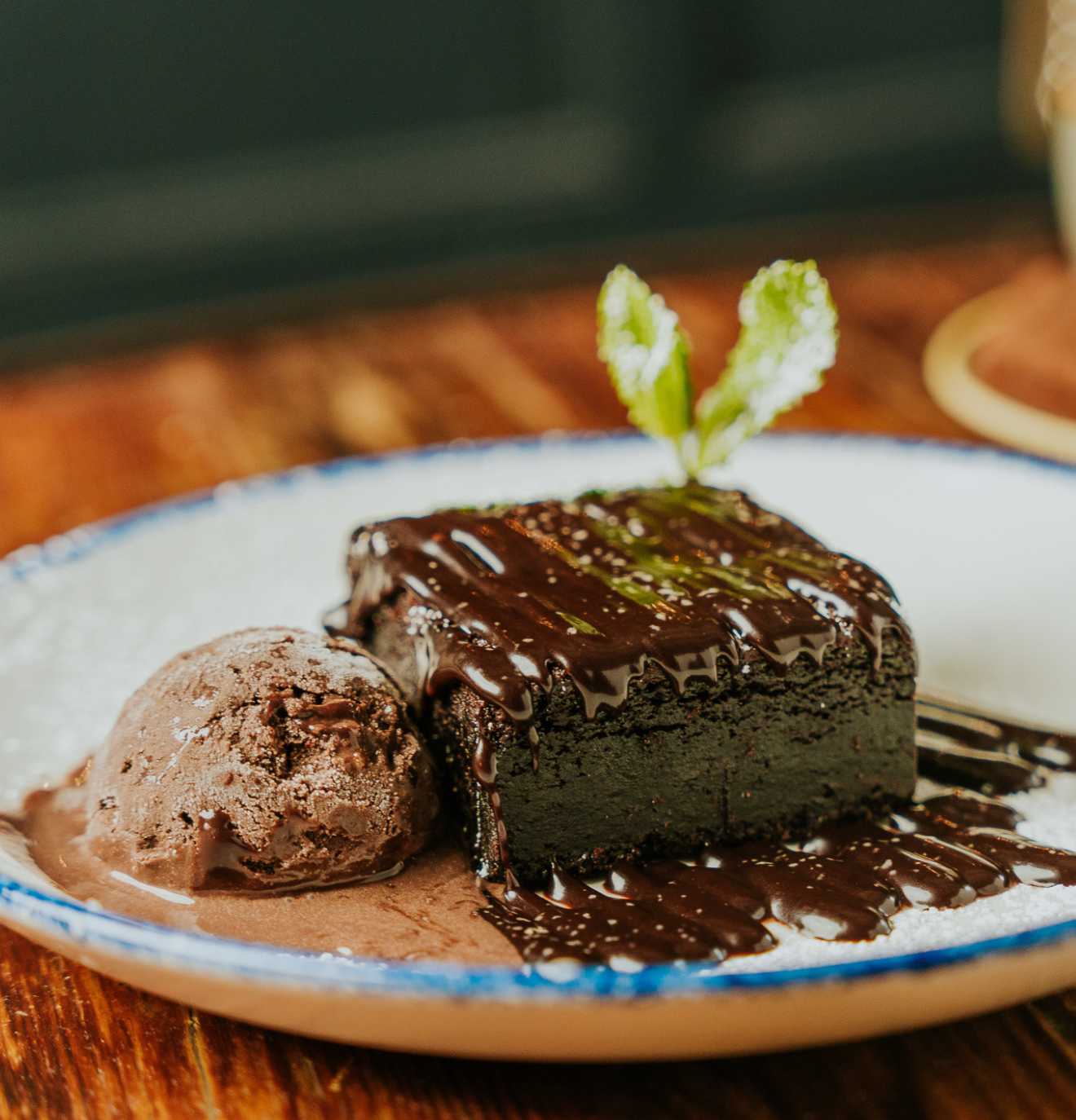 Dinner & Dining at The Conquerors March in Hastings