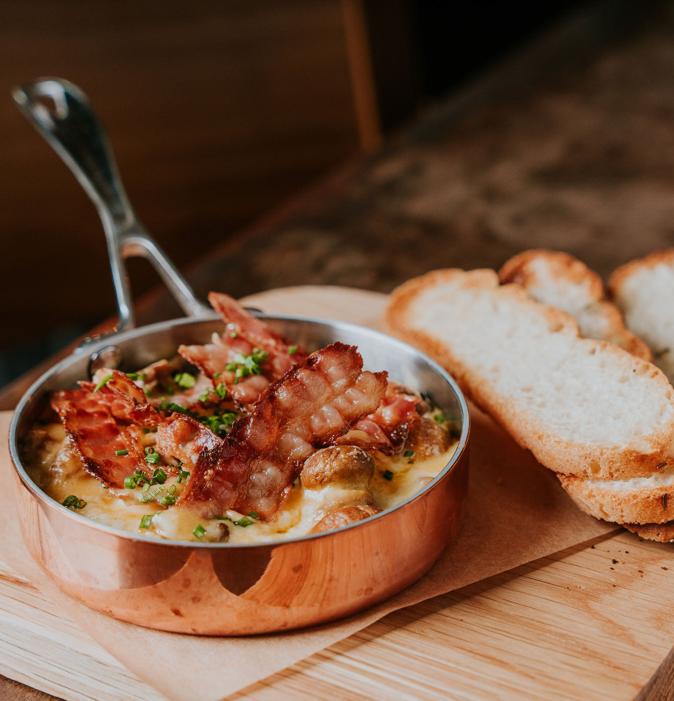 Dinner & Dining at The Conquerors March in Hastings